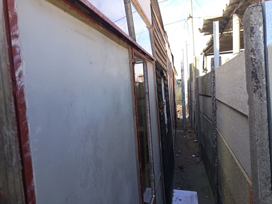2 Bedroom Property for Sale in Diepwater Western Cape